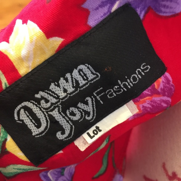 Red floral Backless Halter Neck Sundress - Picture 3 of 4